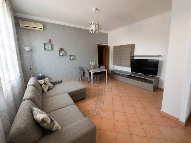 Villa in vendita a Valenza AL
