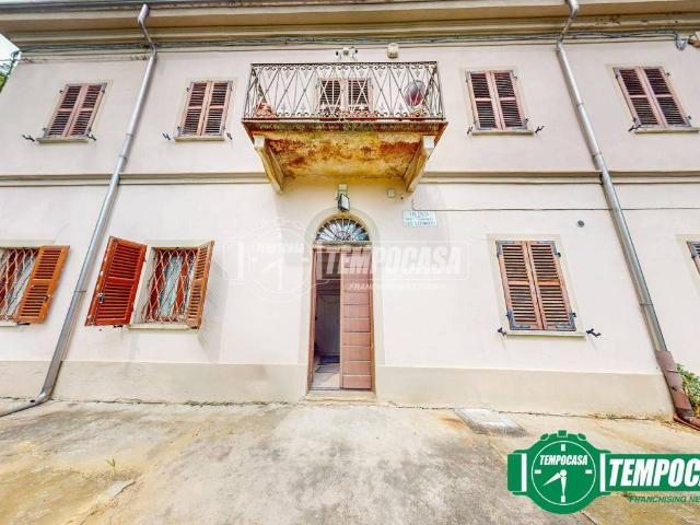 Villa in vendita a Valenza AL