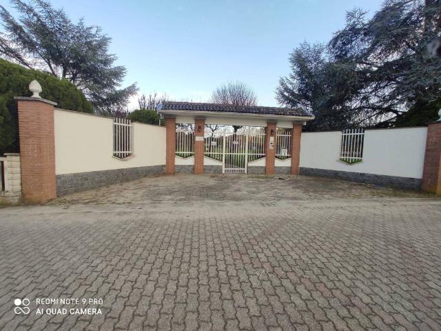 Villa in vendita a Valenza AL