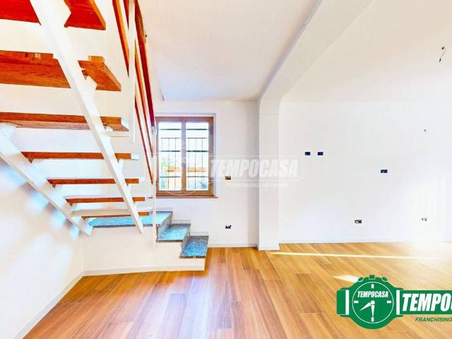 Villa in vendita a Valenza AL