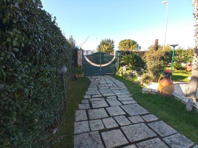 Villa in vendita a Valenzano BA