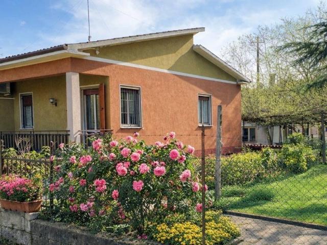 Villa in vendita a Valeggio sul Mincio VR