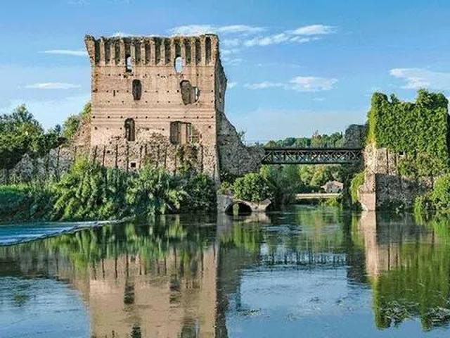 Villa in vendita a Valeggio sul Mincio VR