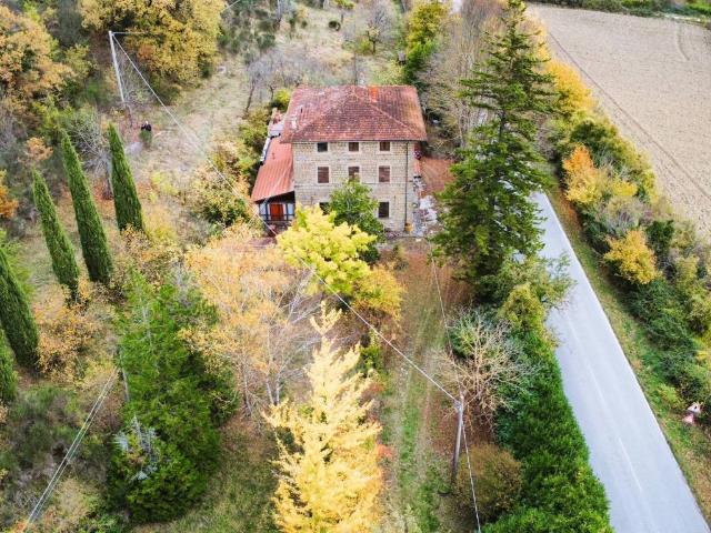 Villa in vendita a Valfabbrica PG