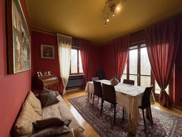 Villa in vendita a Valfenera AT
