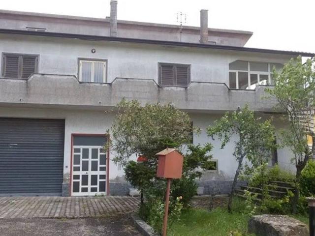Villa in vendita a Vallata AV