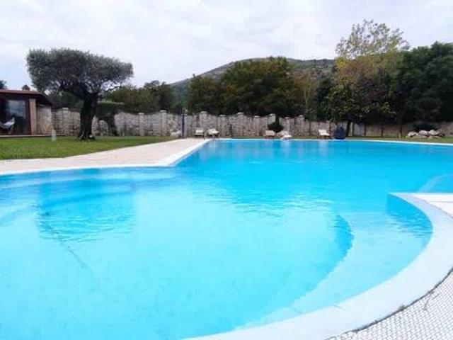 Villa in vendita a Valle di Maddaloni CE