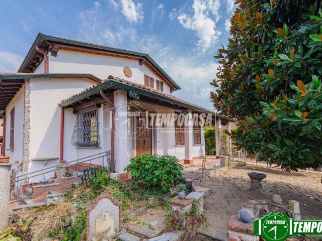 Villa in vendita a Valle Salimbene PV