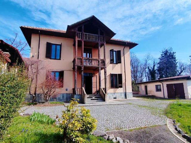 Villa in vendita a Valle San Nicolao BI