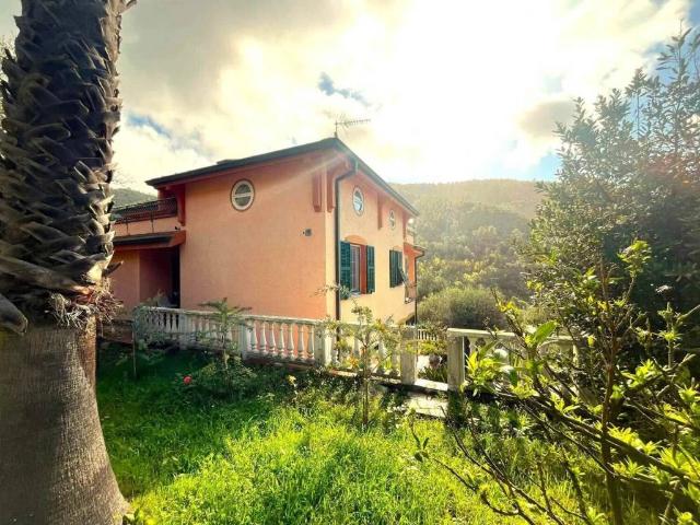 Villa in vendita a Vallebona IM