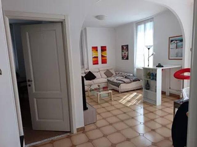 Villa in vendita a Vallecrosia IM