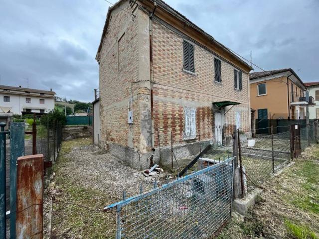 Villa in vendita a Vallefoglia PU
