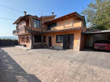Villa in vendita a Vallefoglia PU