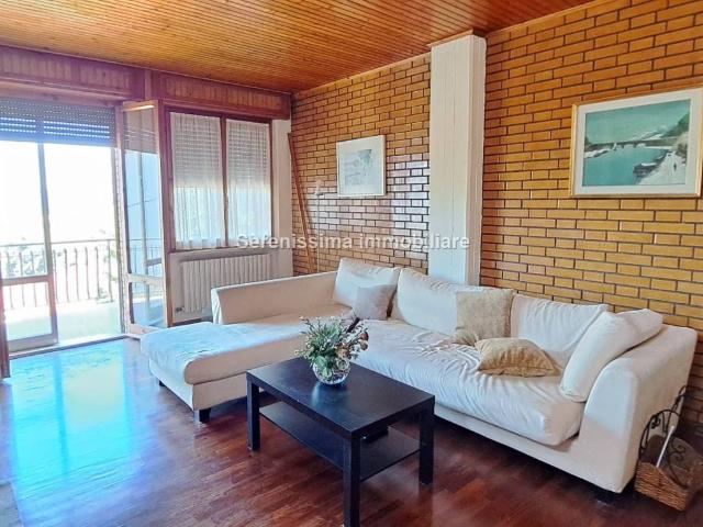 Villa in vendita a Vallefoglia PU