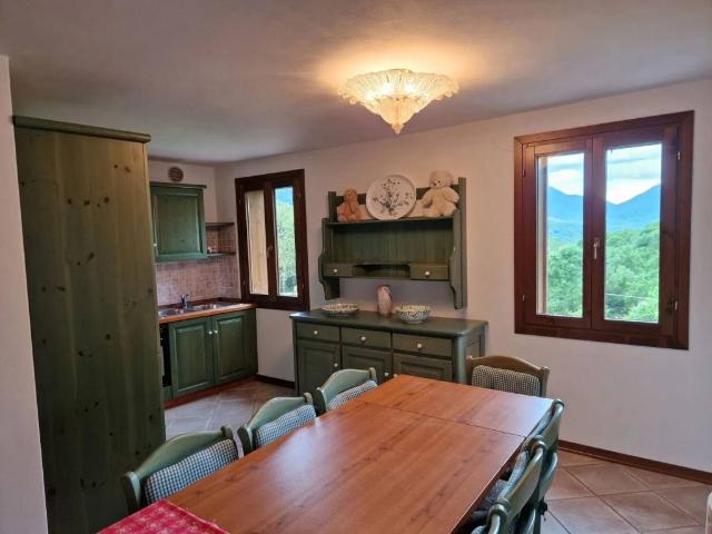 Villa in vendita a Valli del Pasubio VI