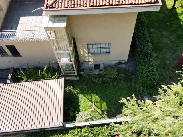 Villa in vendita a Valmadrera LC