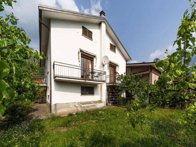 Villa in vendita a Valmadrera LC