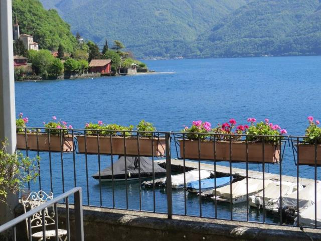 Villa in vendita a Valsolda CO