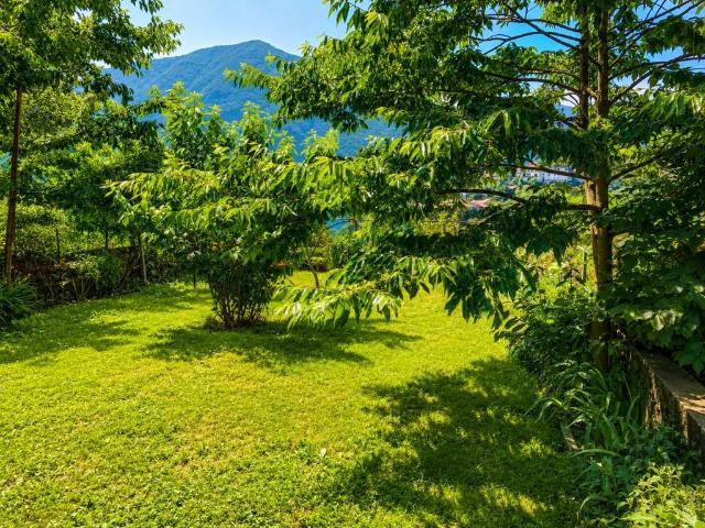 Villa in vendita a Valsolda CO