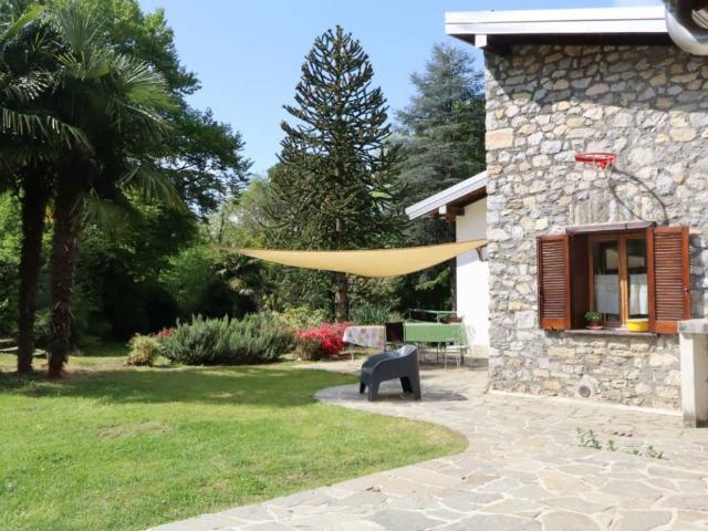Villa in vendita a Valsolda CO