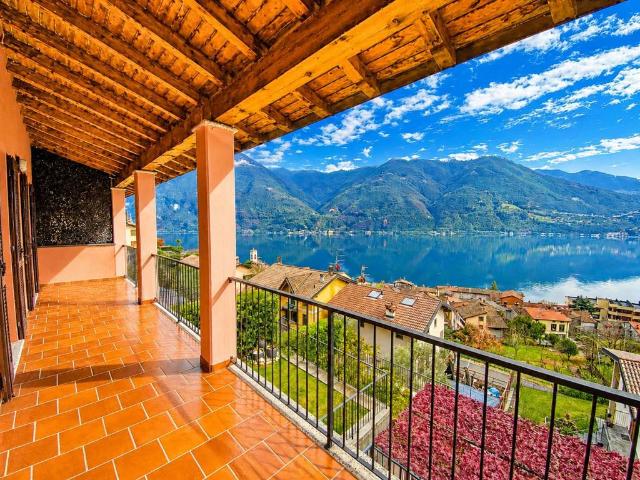 Villa in vendita a Valsolda CO