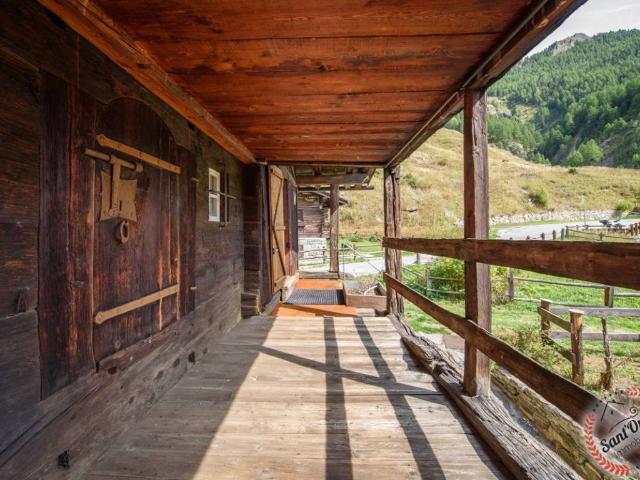 Villa in vendita a Valsavarenche AO
