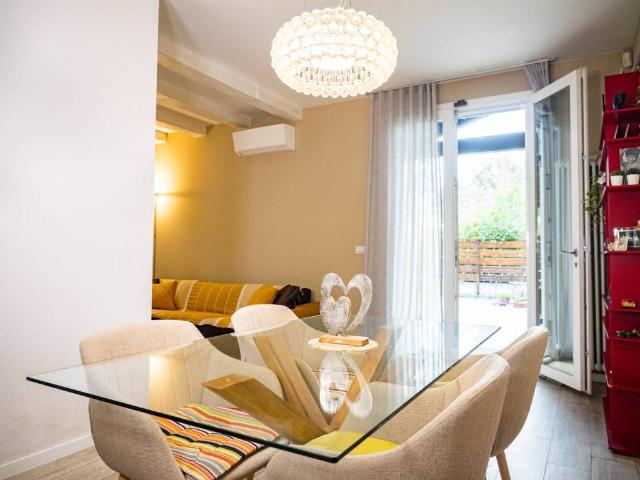 Villa in vendita a Valsamoggia BO