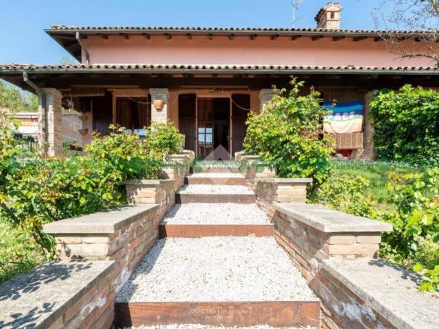 Villa in vendita a Valsamoggia BO