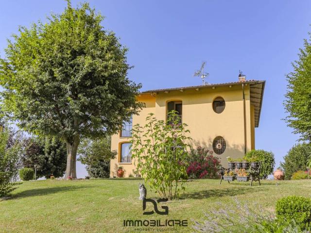 Villa in vendita a Valsamoggia BO