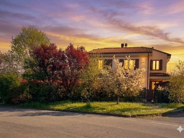 Villa in vendita a Valsamoggia BO