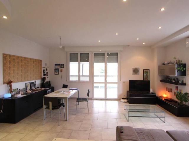 Villa in vendita a Valsamoggia BO