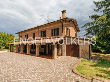 Villa in vendita a Valsamoggia BO