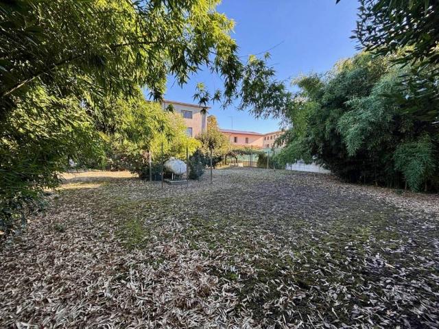 Villa in vendita a Valvasone Arzene PN