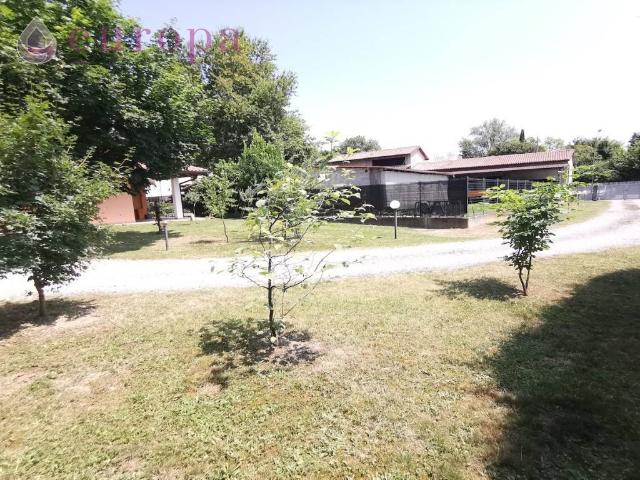 Villa in vendita a Valvasone Arzene PN