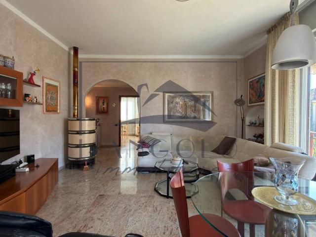 Villa in vendita a Vanzago MI