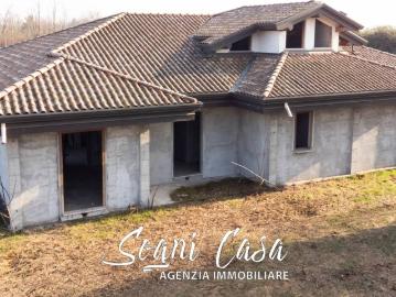 Villa in vendita a Vaprio d'Agogna NO