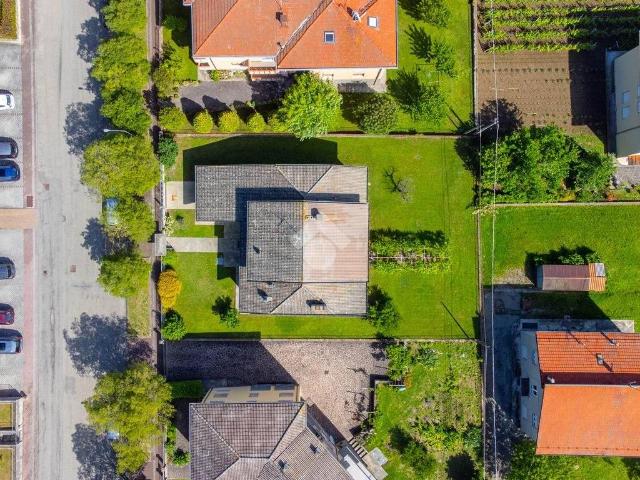 Villa in vendita a Varano de' Melegari PR