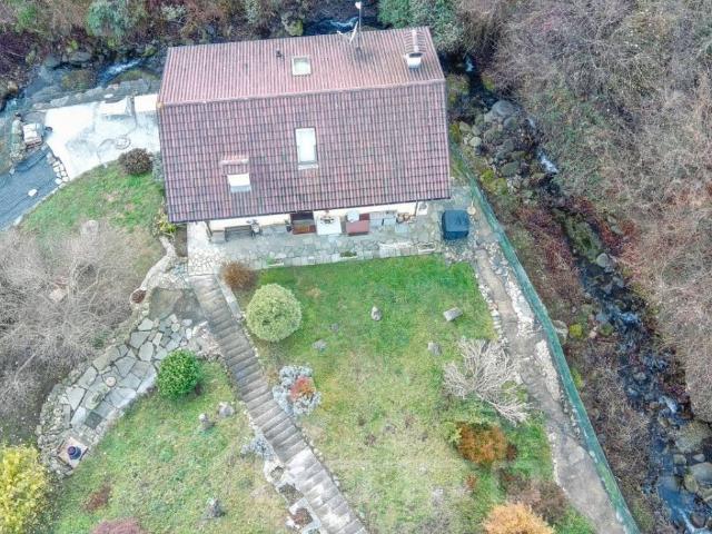 Villa in vendita a Varallo VC
