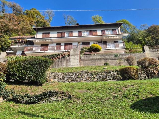 Villa in vendita a Varallo VC