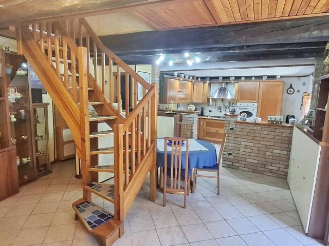 Villa in vendita a Varallo VC