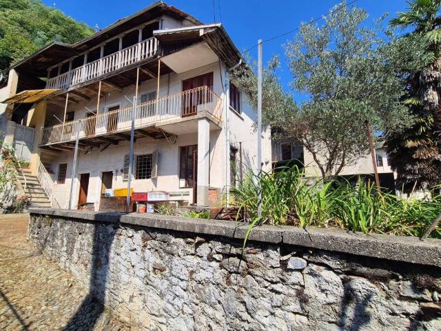Villa in vendita a Varallo VC