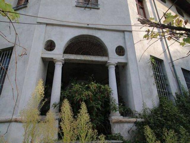 Villa in vendita a Varallo VC