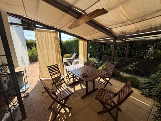 Villa in vendita a Varallo Pombia NO