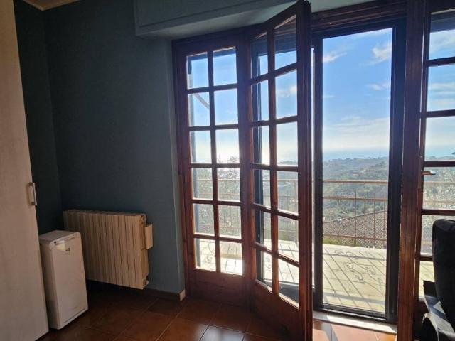 Villa in vendita a Varazze SV