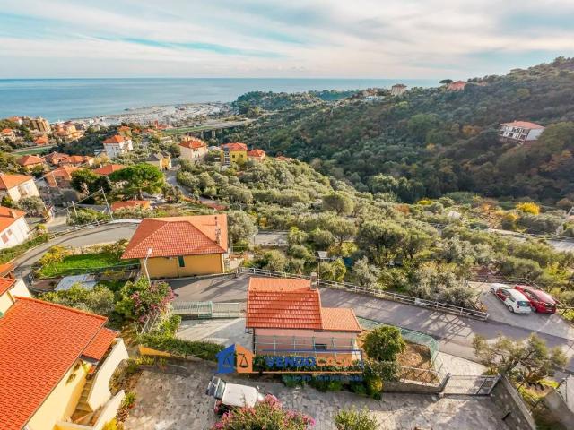 Villa in vendita a Varazze SV