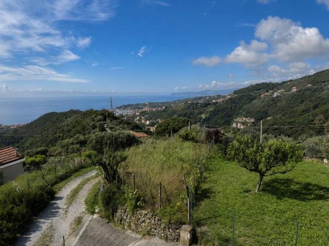 Villa in vendita a Varazze SV