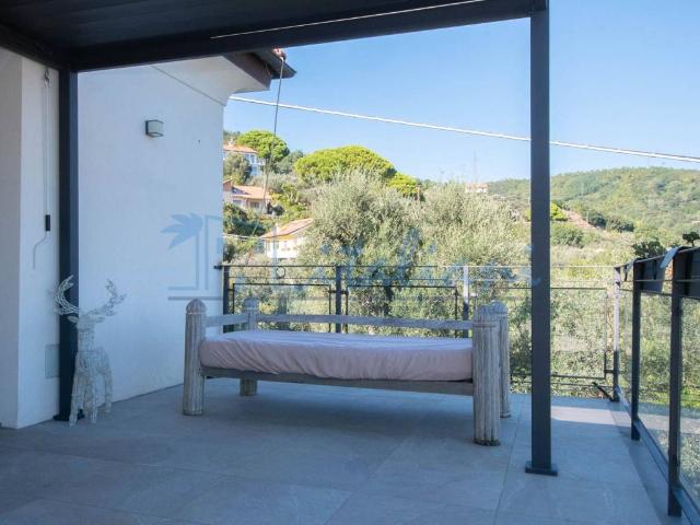 Villa in vendita a Varazze SV