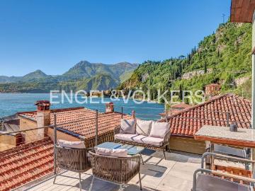 Villa in vendita a Varenna LC