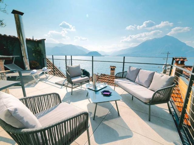 Villa in vendita a Varenna LC