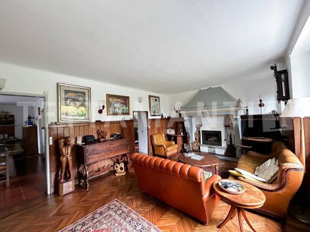 Villa in vendita a Varenna LC